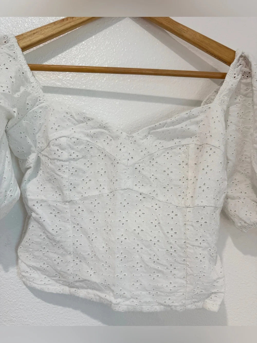 Abercrombie & Fitch 100% cotton
